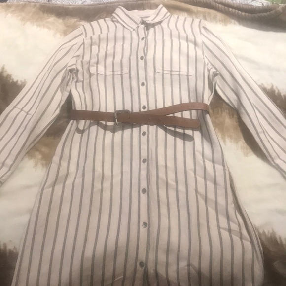 Chaps Petite Striped Linen-Blend Shirtdress. SP - Picture 5 of 15